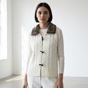 Yarnart Cable Knit Cardigan Vest Size Medium Removable Faux Fur Collar Toggle